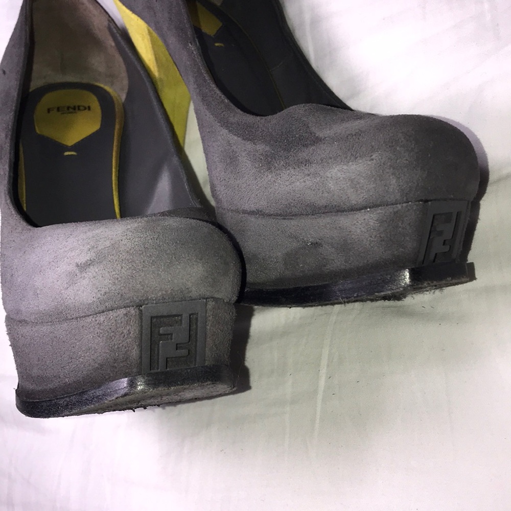 Fendi suede pumps size 38.5 - US 8.5 - Picture 3 of 8